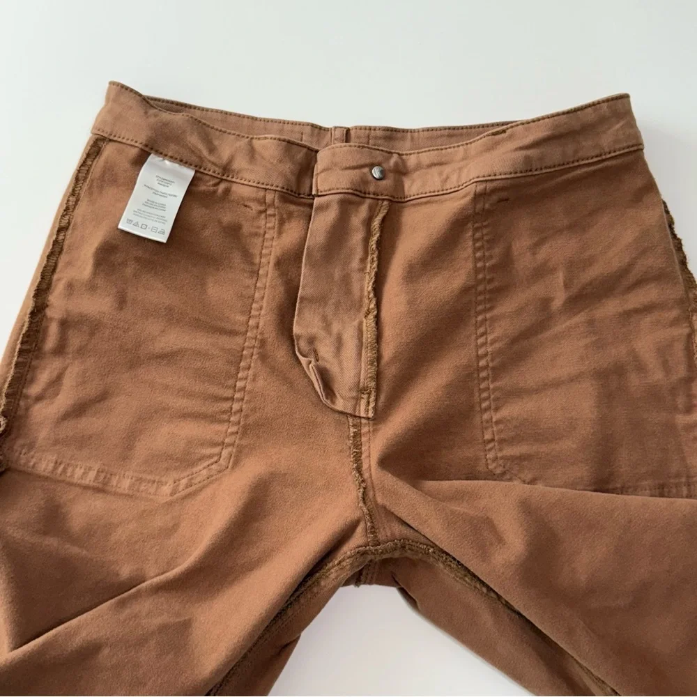 Kut from the Kloth Tan Wide Leg Jeans - Picture 13 of 14